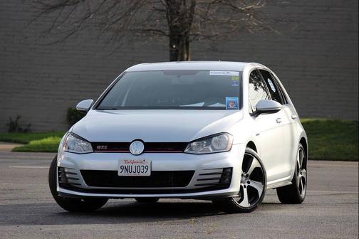 2017 Volkswagen Golf GTI 2.0T S 4-Door