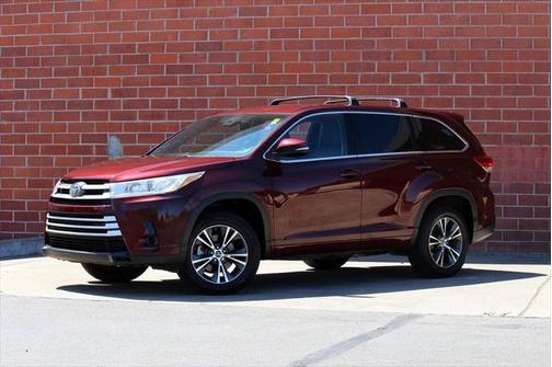 2017 Toyota Highlander LE