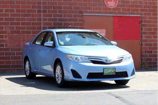 2013 Toyota Camry Hybrid LE