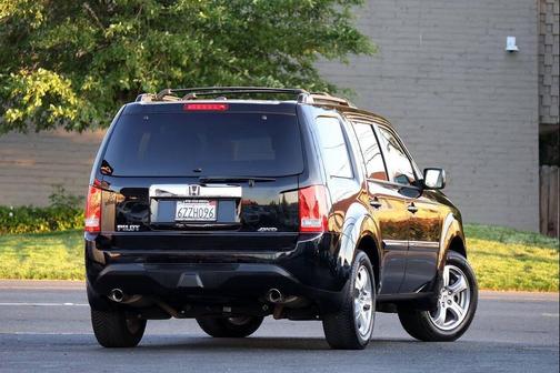 Crystal Black Pearl 2013 Honda Pilot EX-L