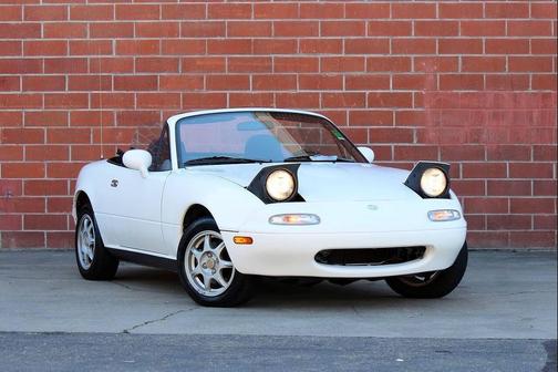1994 Mazda MX-5 Miata Base 2dr Convertible