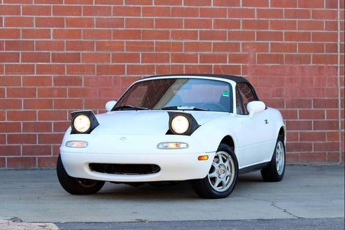 1994 Mazda MX-5 Miata Base 2dr Convertible