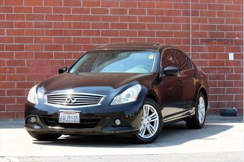 2013 INFINITI G37x Base