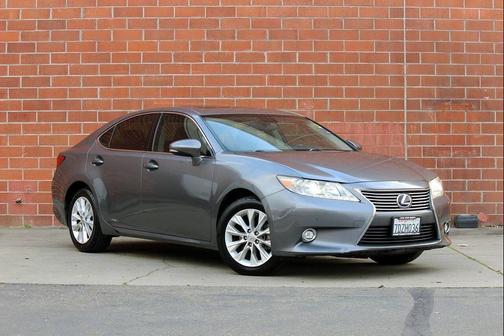 2014 Lexus ES 300h Base