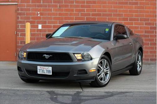 2010 Ford Mustang Premium