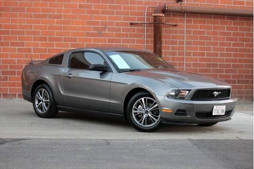 2010 Ford Mustang Premium