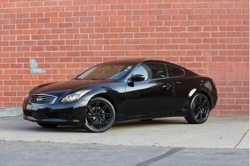 2009 INFINITI G37x Base