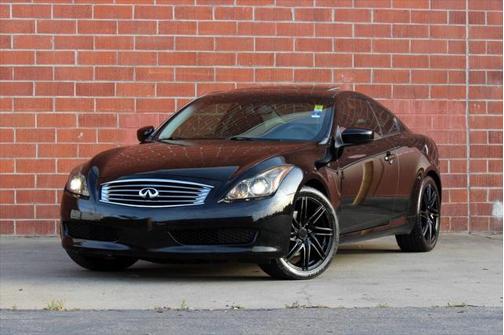 2009 INFINITI G37x Base
