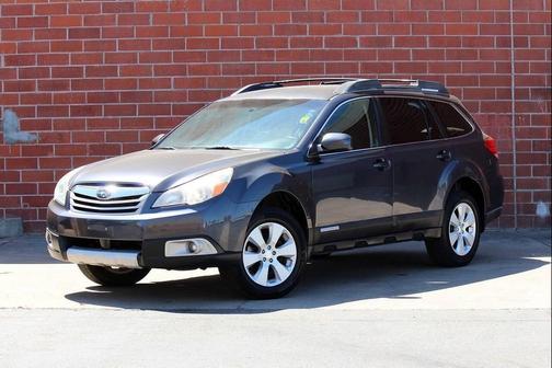 2010 Subaru Outback 2.5 i Premium