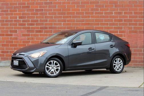 2018 Toyota Yaris iA Base