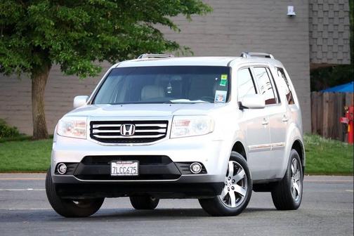 Alabaster Silver Metallic 2013 Honda Pilot Touring