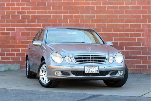 2003 Mercedes-Benz E-Class E 320 4dr Sedan