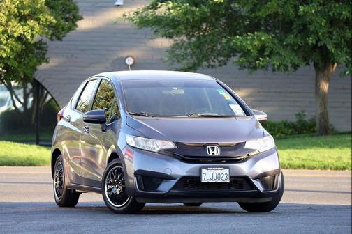 Modern Steel Metallic 2015 Honda Fit LX
