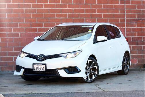 2017 Toyota Corolla iM Base