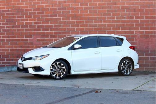 2017 Toyota Corolla iM Base