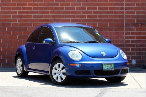 2008 Volkswagen New Beetle S