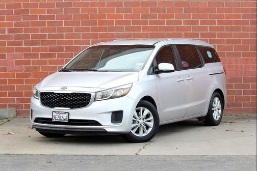 2016 Kia Sedona LX