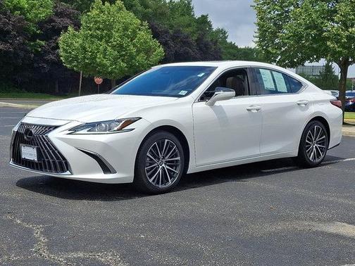 2022 Lexus ES 350 Base
