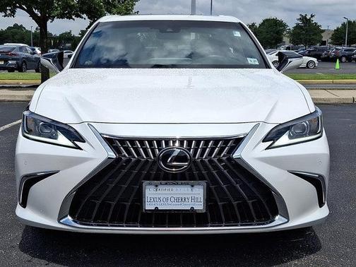 2022 Lexus ES 350 Base