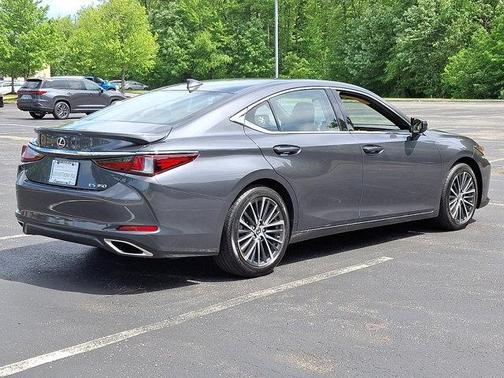 2024 Lexus ES 350 Base