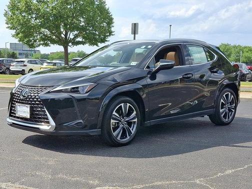 2025 Lexus UX 300h Premium