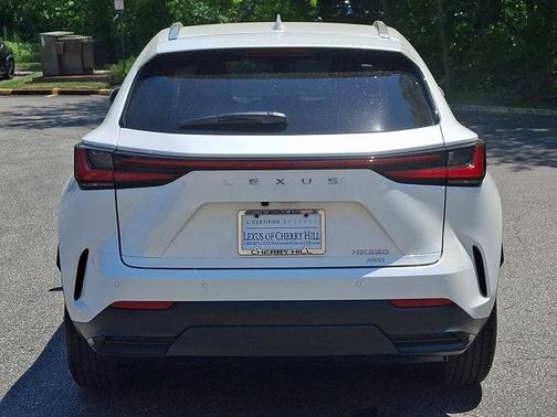 Eminent White Pearl - 085 2025 Lexus NX 350 Premium