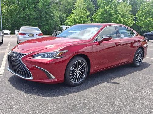 2025 Lexus ES 300h Base