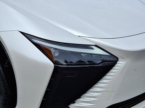2025 Lexus RZ 450e RZ 450e Premium AWD w/18' Wheels