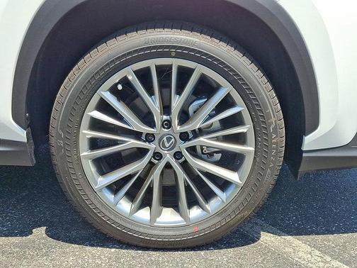 2025 Lexus NX 350h Premium