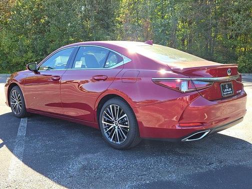 2025 Lexus ES 350 Base
