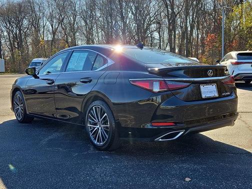 2025 Lexus ES 350 Base