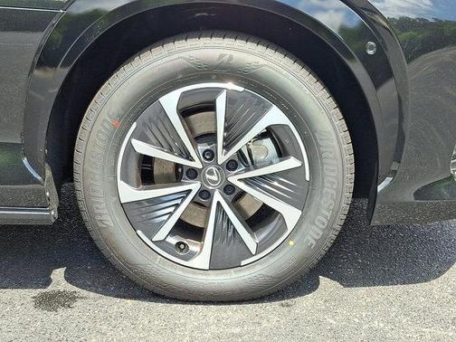 2025 Lexus RZ 450e RZ 450e Premium AWD w/18' Wheels
