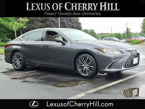 2022 Lexus ES 350 Base