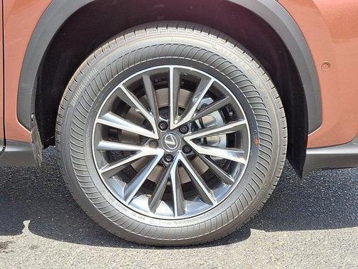 2025 Lexus NX 350h Luxury