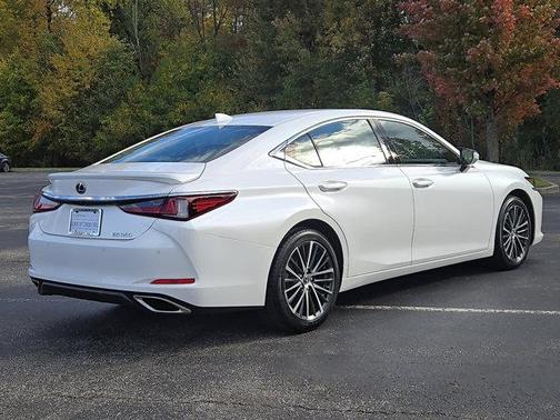 2024 Lexus ES 350 Base