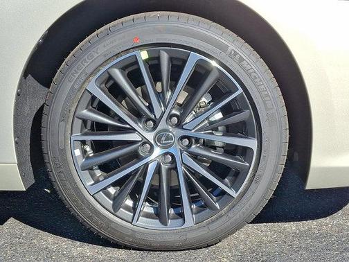 2025 Lexus ES 350 Base