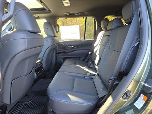 2025 Lexus LX 600 Luxury