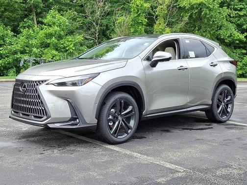 2025 Lexus NX 450h+ Luxury