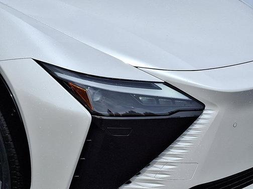 2025 Lexus RZ 450e RZ 450e Premium AWD w/18' Wheels