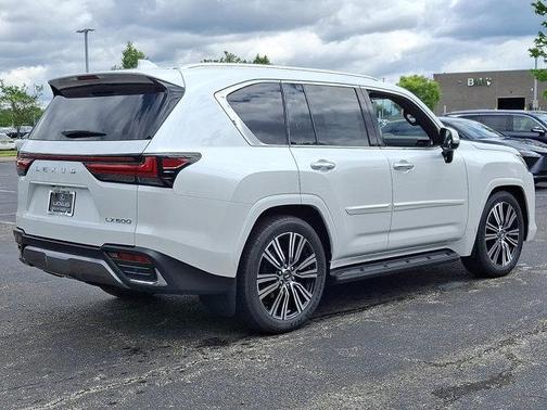 2025 Lexus LX 600 Luxury