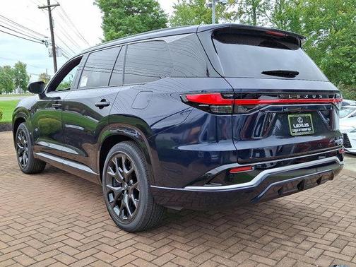 2025 Lexus TX 500h 
