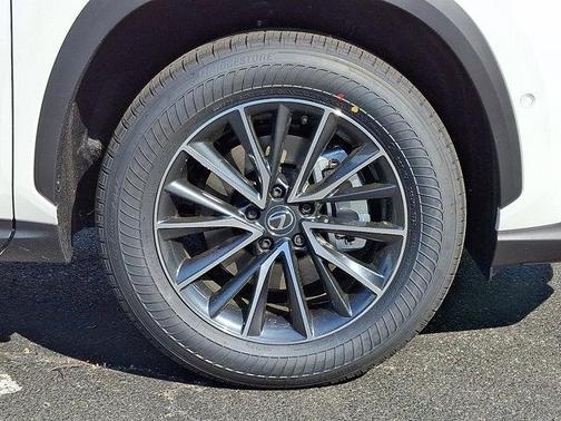 2025 Lexus NX 350h Luxury