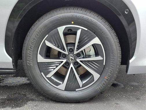 2025 Lexus RZ 450e RZ 450e Premium AWD w/18' Wheels