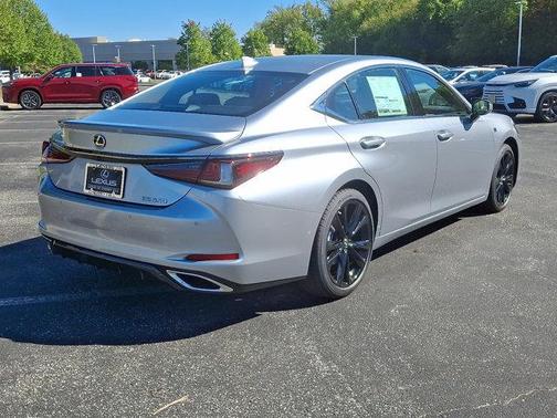 2025 Lexus ES 350 Base
