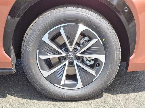 2025 Lexus RZ 450e RZ 450e Premium AWD w/18' Wheels