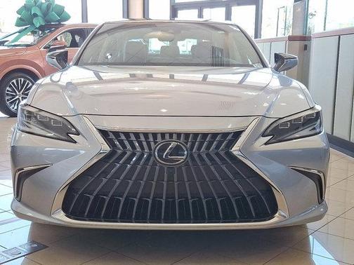 2022 Lexus ES 350 Ultra Luxury