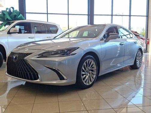 2022 Lexus ES 350 Ultra Luxury