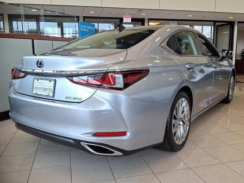 2022 Lexus ES 350 Ultra Luxury