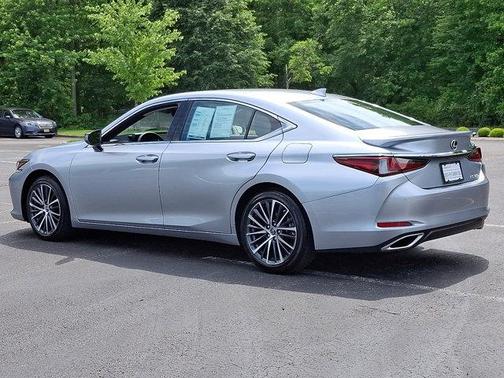 2024 Lexus ES 350 Base