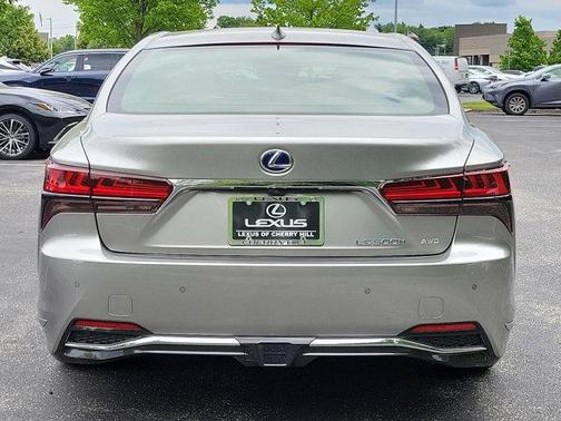 2022 Lexus LS 500h Base
